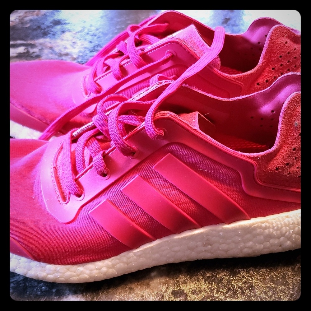 Running shoes